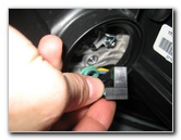Hyundai-Sonata-Headlight-Bulbs-Replacement-Guide-034
