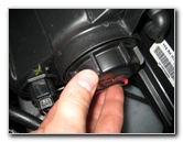 Hyundai-Sonata-Headlight-Bulbs-Replacement-Guide-036