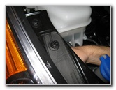 Hyundai-Sonata-Headlight-Bulbs-Replacement-Guide-045