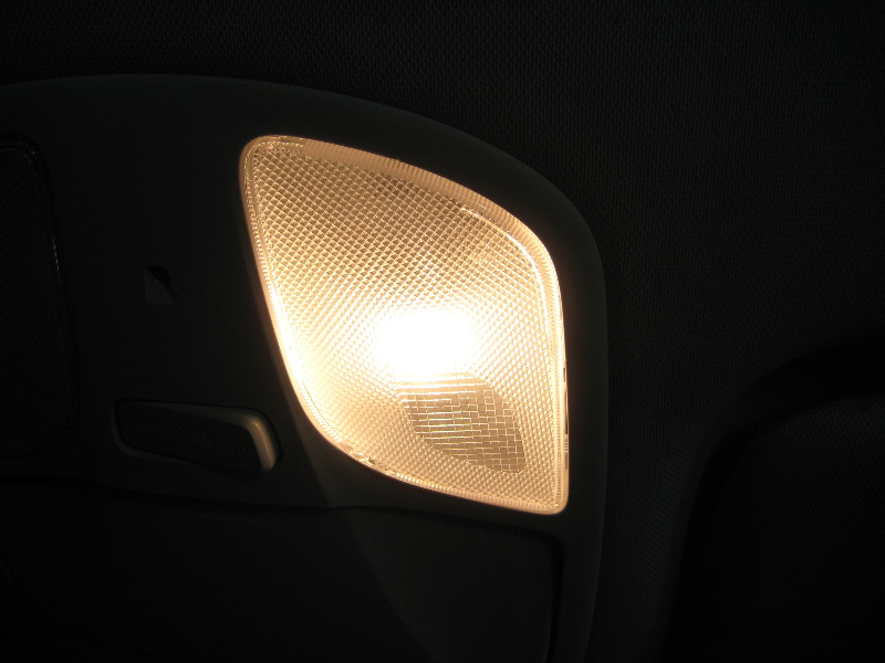 Hyundai-Sonata-Overhead-Map-Light-BulbsReplacement-Guide-014