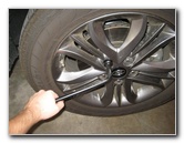 Hyundai-Tucson-Front-Brake-Pads-Replacement-Guide-002