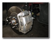 Hyundai-Tucson-Front-Brake-Pads-Replacement-Guide-006