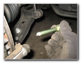 Hyundai-Tucson-Front-Brake-Pads-Replacement-Guide-017