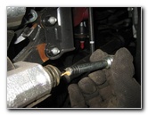 Hyundai-Tucson-Front-Brake-Pads-Replacement-Guide-018