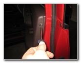 Hyundai-Tucson-Interior-Door-Panel-Removal-Guide-021