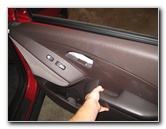 Hyundai-Tucson-Interior-Door-Panel-Removal-Guide-029
