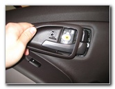 Hyundai-Tucson-Interior-Door-Panel-Removal-Guide-044