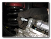 Hyundai-Tucson-Rear-Disc-Brake-Pads-Replacement-Guide-027