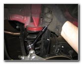 Hyundai-Tucson-Rear-Disc-Brake-Pads-Replacement-Guide-028