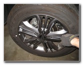 Hyundai-Tucson-Rear-Disc-Brake-Pads-Replacement-Guide-036