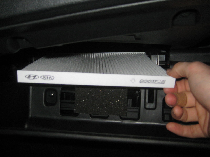 Hyundai-Veloster-Cabin-Air-Filter-Replacement-Guide-017