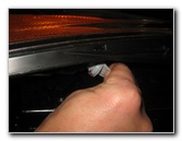 Hyundai-Veloster-Headlight-Bulbs-Replacement-Guide-039