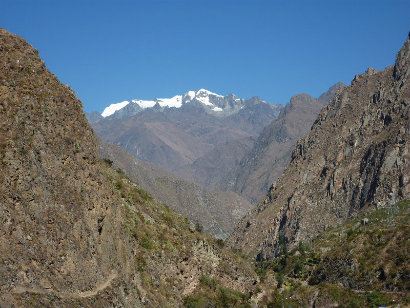 Inca-Hiking-Trail-To-Machu-Picchu-Peru-003