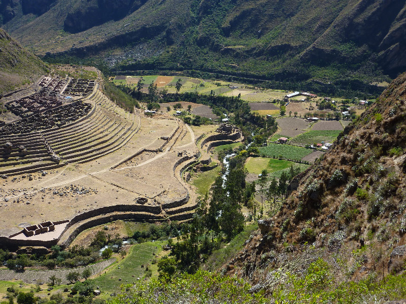 Inca-Hiking-Trail-To-Machu-Picchu-Peru-028