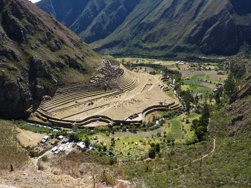 Inca-Hiking-Trail-To-Machu-Picchu-Peru-037