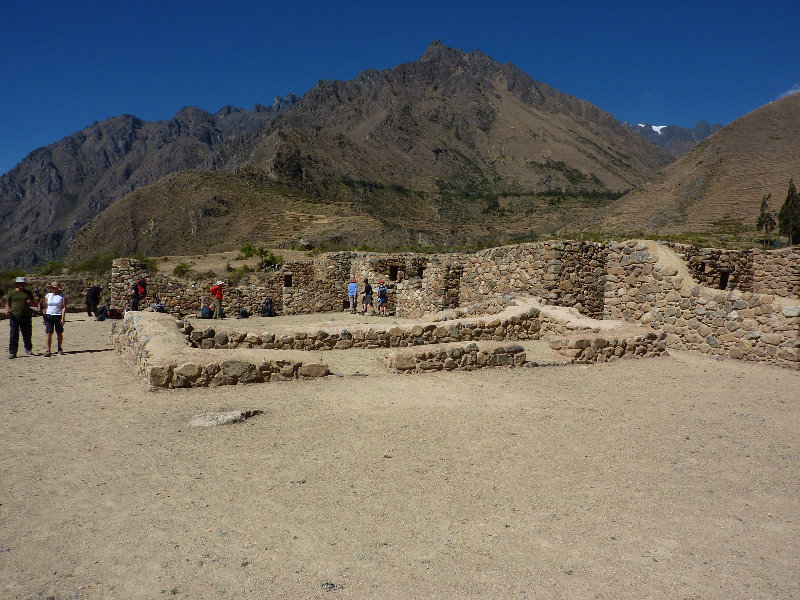 Inca-Hiking-Trail-To-Machu-Picchu-Peru-039