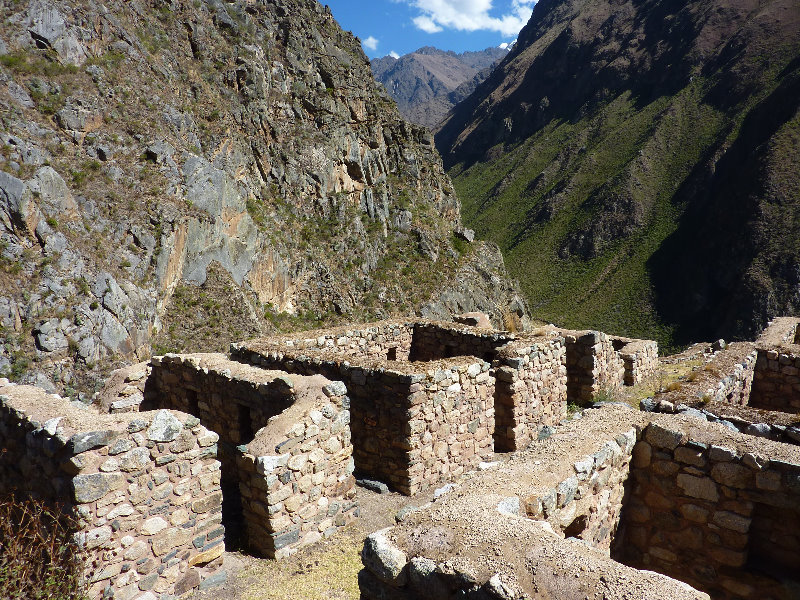 Inca-Hiking-Trail-To-Machu-Picchu-Peru-043