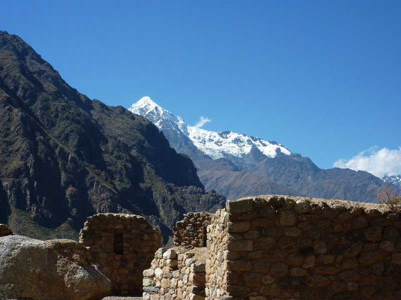 Inca-Hiking-Trail-To-Machu-Picchu-Peru-045