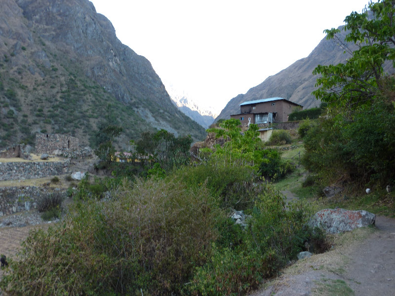 Inca-Hiking-Trail-To-Machu-Picchu-Peru-071