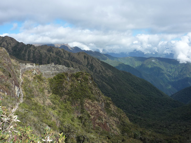 Inca-Hiking-Trail-To-Machu-Picchu-Peru-200