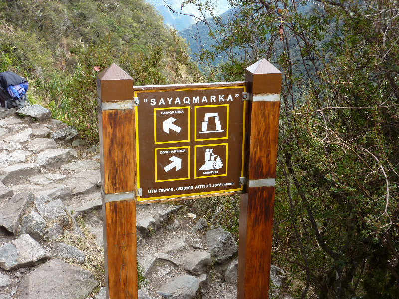 Inca-Hiking-Trail-To-Machu-Picchu-Peru-204