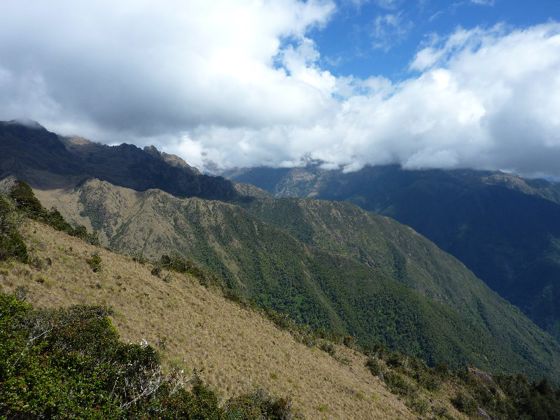 Inca-Hiking-Trail-To-Machu-Picchu-Peru-254