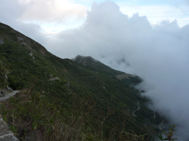 Inca-Hiking-Trail-To-Machu-Picchu-Peru-341