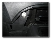 Jeep-Liberty-Door-Panel-Removal-Speaker-Replacement-Guide-005