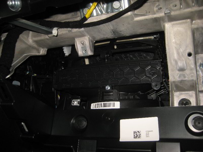 Jeep-Renegade-Cabin-Air-Filter-Replacement-Guide-021