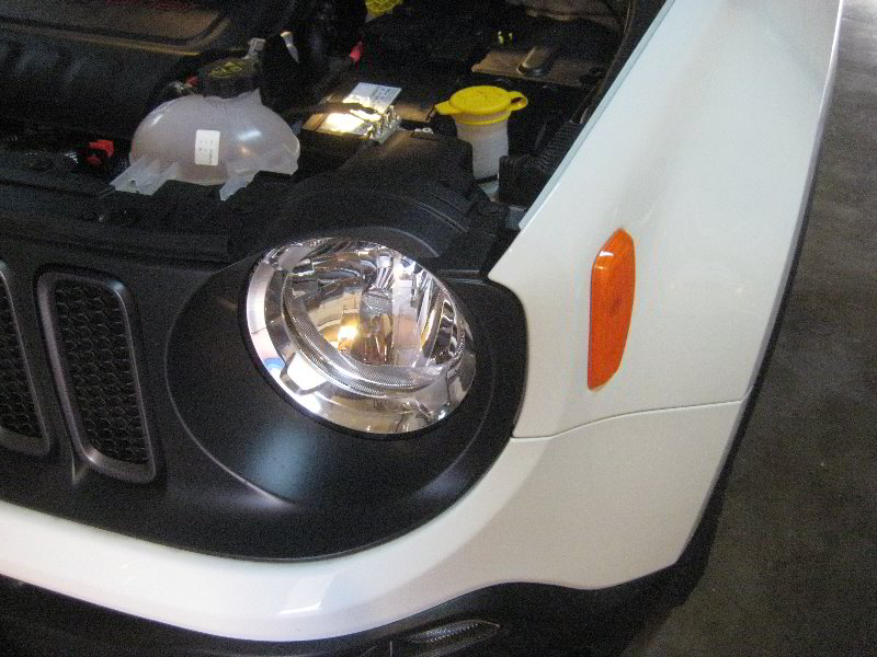 Jeep-Renegade-Headlight-Bulbs-Replacement-Guide-001