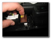 Jeep-Renegade-Interior-Door-Panel-Removal-Speaker-Replacement-Guide-022