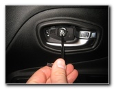 Jeep-Renegade-Interior-Door-Panel-Removal-Speaker-Replacement-Guide-066