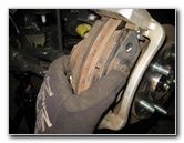 Kia-Sorento-Front-Brake-Pads-Replacement-Guide-025
