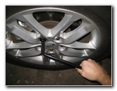 Kia-Sorento-Front-Brake-Pads-Replacement-Guide-036