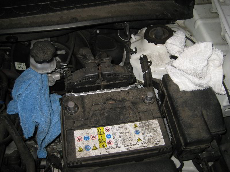 Kia-Soul-12V-Automotive-Battery-Replacement-Guide-009