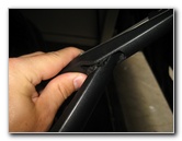 Kia-Sportage-Rear-Window-Wiper-Blade-Replacement-Guide-006