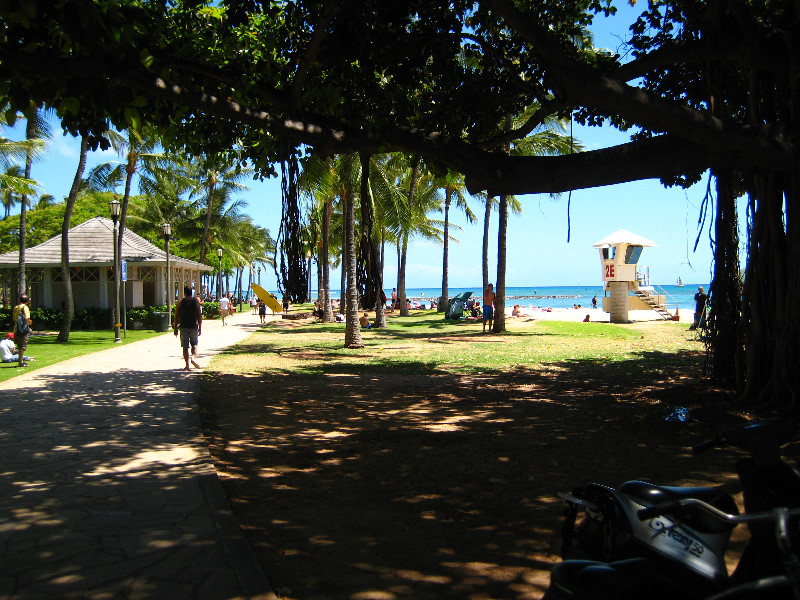 Kuhio-Beach-Park-Waikiki-Beach-Honolulu-Oahu-Hawaii-012