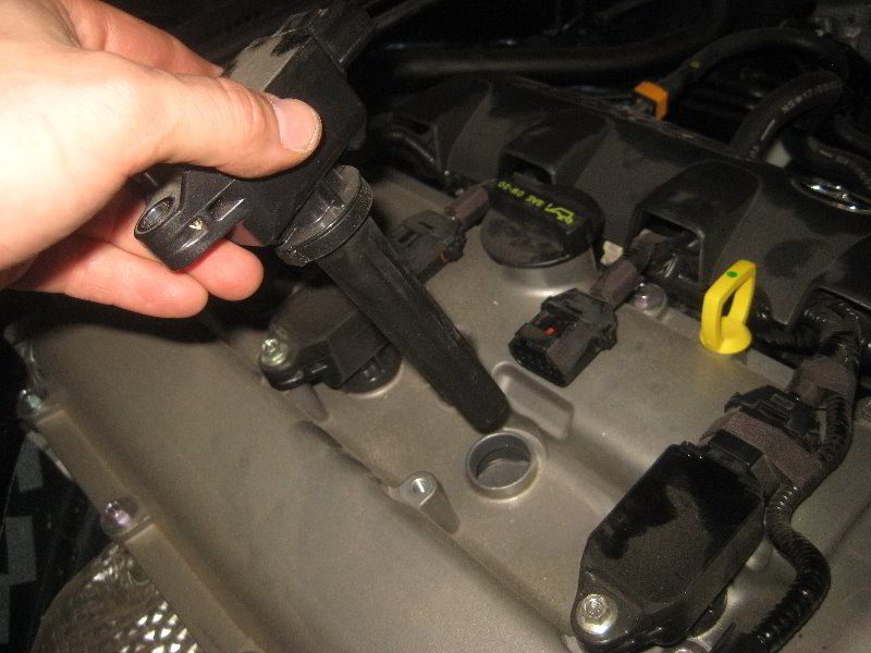 Mazda-MX-5-Miata-Spark-Plugs-Replacement-Guide-018
