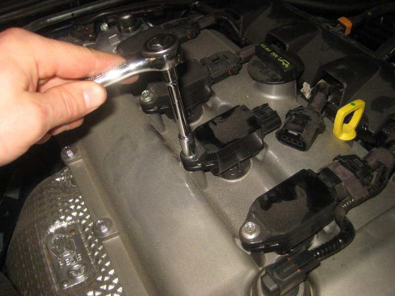 Mazda-MX-5-Miata-Spark-Plugs-Replacement-Guide-021