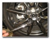 Mazda-MX-5-Miata-Front-Brake-Pads-Replacement-Guide-039