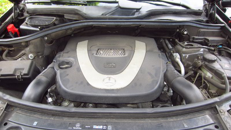 2006-2011-Mercedes-Benz-ML-350-Serpentine-Accessory-Belt-Replacement-Guide-033