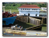 Miraflores-Locks-Panamax-Ship-Panama-Canal-033