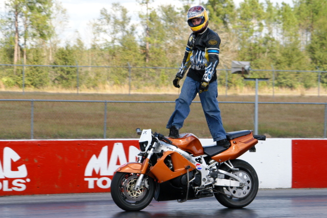 Motorcycle-Stunt-Show-Gainesville-008