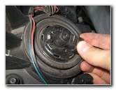Nissan-Armada-Headlight-Bulbs-Replacement-Guide-019