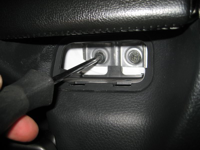 Nissan-Armada-Interior-Door-Panel-Removal-Guide-043