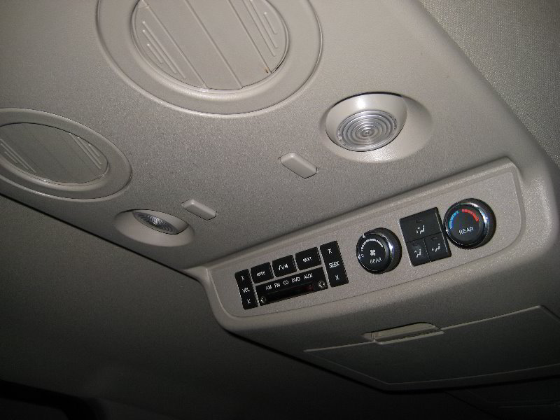 Nissan-Armada-Rear-Passenger-Reading-Light-Bulbs-Replacement-Guide-001