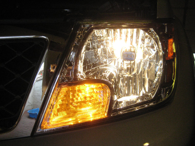 Nissan-Frontier-Headlight-Bulbs-Replacement-Guide-029