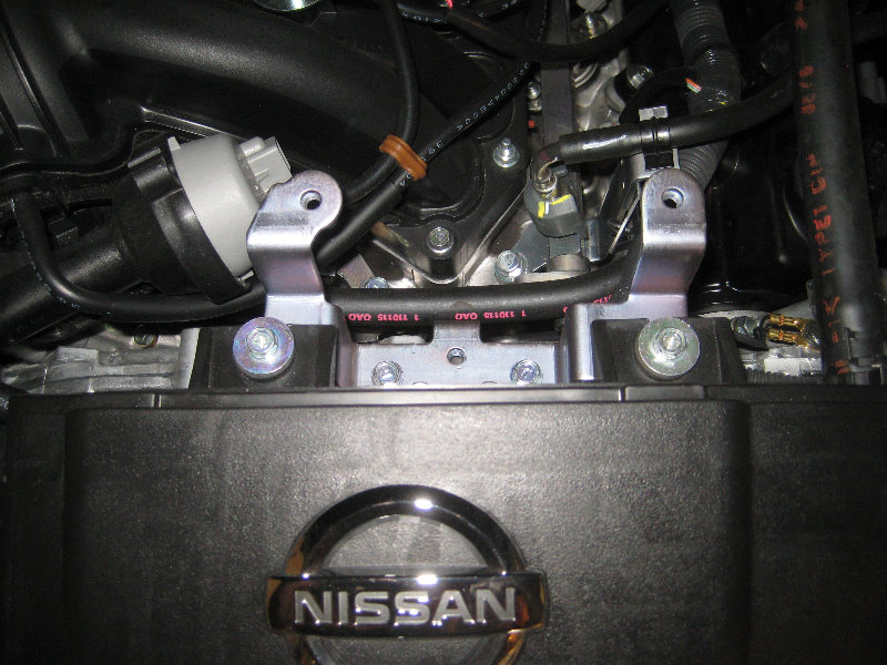 Nissan-Frontier-VQ40DE-V6-Engine-Serpentine-Belt-Replacement-Guide-006