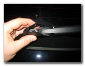 Nissan-Juke-Rear-Window-Wiper-Blade-Replacement-Guide-002