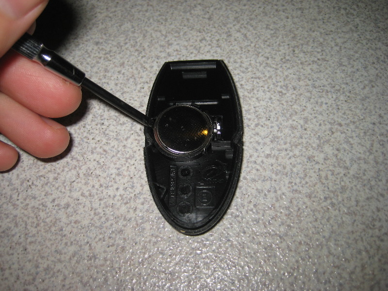 Nissan Murano Intelligent Key Fob Battery Replacement Guide 009